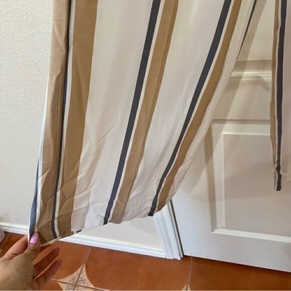 Lafayette 148 New York
Hester Vienna Striped‎ Wide-Leg Pants - Picture 4 of 8